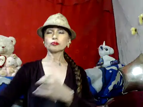 hottieperla online show from January 23, 8:02 pm