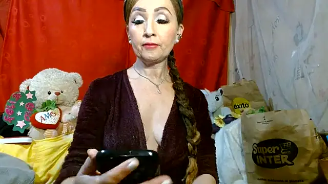 hottieperla online show from July 23, 5:00 pm