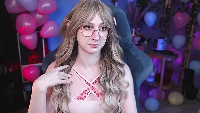 Rory Pink online show from February 14, 11:20 pm