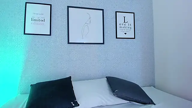 Natasha harper online show from March 5, 12:01 pm