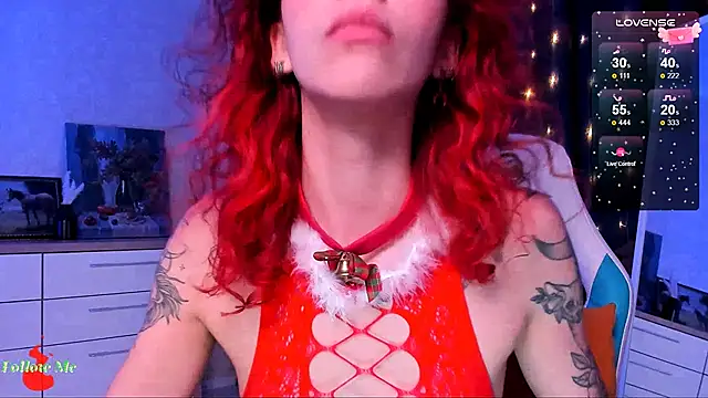 Snapshot of LeylaNoiry chatting on December 13, 8:15 pm LeylaNoiry online show from December 13, 8:15 pm