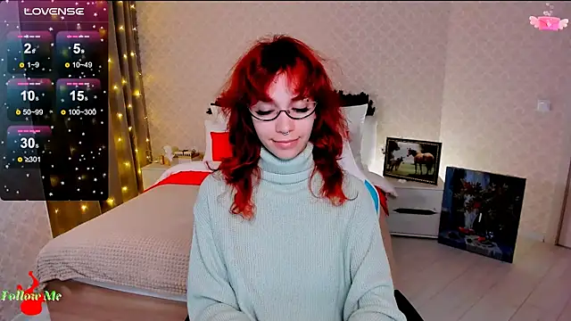 Snapshot of LeylaNoiry chatting on January 2, 2:46 pm LeylaNoiry online show from January 2, 2:46 pm