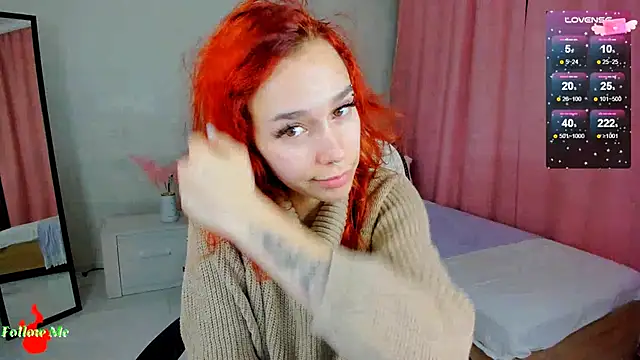 Snapshot of LeylaNoiry chatting on January 4, 8:48 pm LeylaNoiry online show from January 4, 8:48 pm