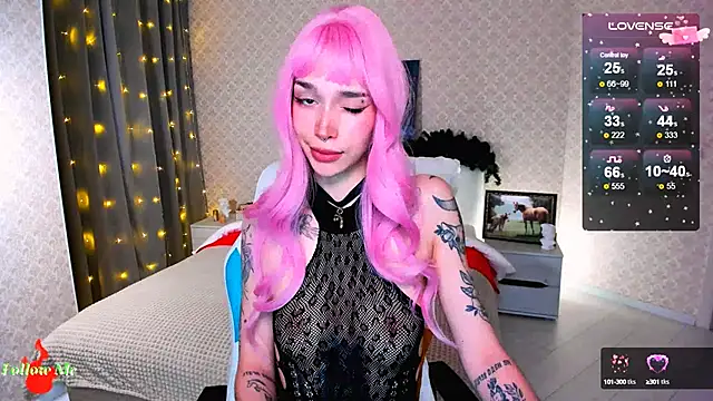 Snapshot of LeylaNoiry chatting on January 22, 3:07 pm LeylaNoiry online show from January 22, 3:07 pm
