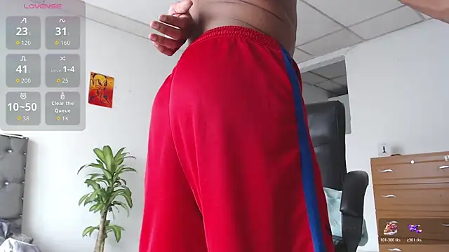 Aaronblack1  online show from November 18, 3:27 pm