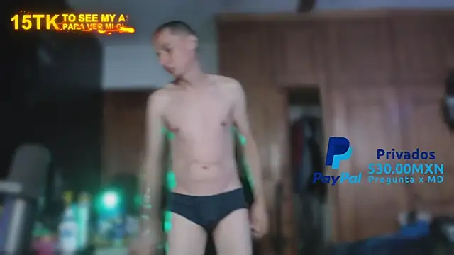 XxEnderxX online show from March 17, 4:43 pm