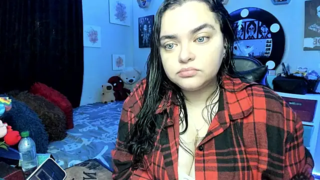 Snapshot of Luise_Meyrink chatting on December 2, 3:34 am Luise Meyrink online show from December 2, 3:34 am