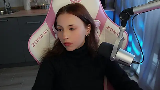 Snapshot of BOOLOCHKAA chatting on December 22, 7:33 am BOOLOCHKAA online show from December 22, 7:33 am