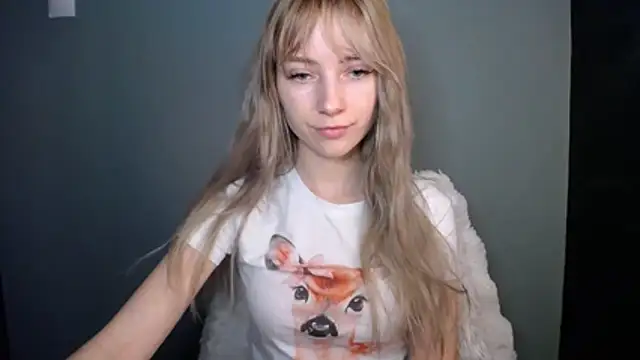 LuciaYoung online show from January 13, 7:52 pm