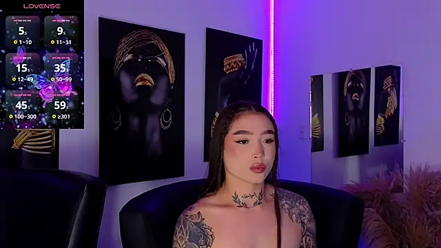  brenna hanson online show from October 25, 7:30 pm