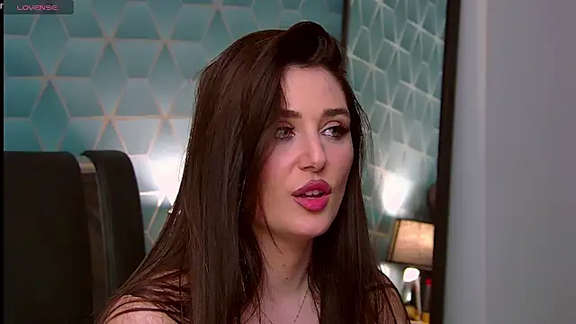 KassieWeins online show from February 27, 11:15 pm