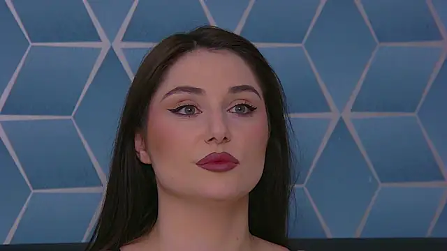KassieWeins online show from June 26, 8:13 pm