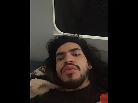 aangie  uwu online show from November 27, 5:15 pm