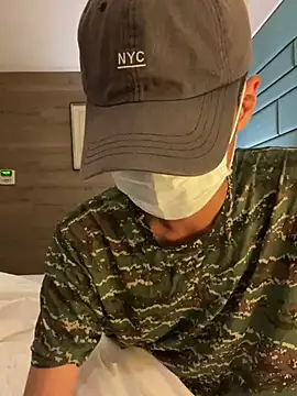 Snapshot of hihi0169 chatting on December 12, 4:43 pm hihi0169 online show from December 12, 4:43 pm