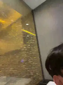 Snapshot of hihi0169 chatting on March 8, 2:51 pm hihi0169 online show from March 8, 2:51 pm