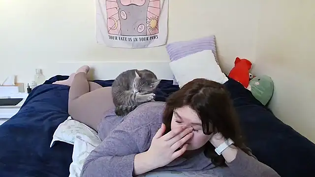 Snapshot of franceska_blue chatting on February 13, 9:20 am franceska blue online show from February 13, 9:20 am