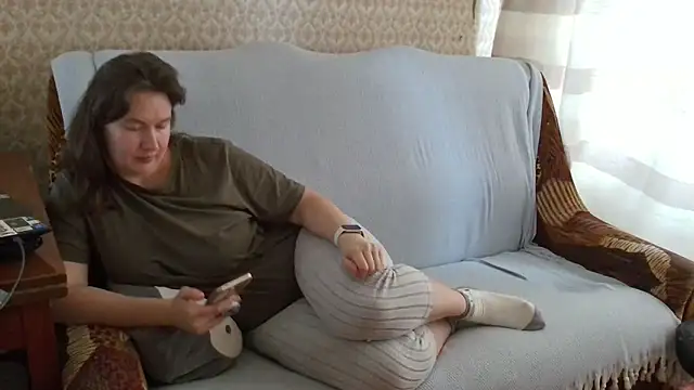 Snapshot of franceska_blue chatting on December 2, 10:31 am franceska blue online show from December 2, 10:31 am