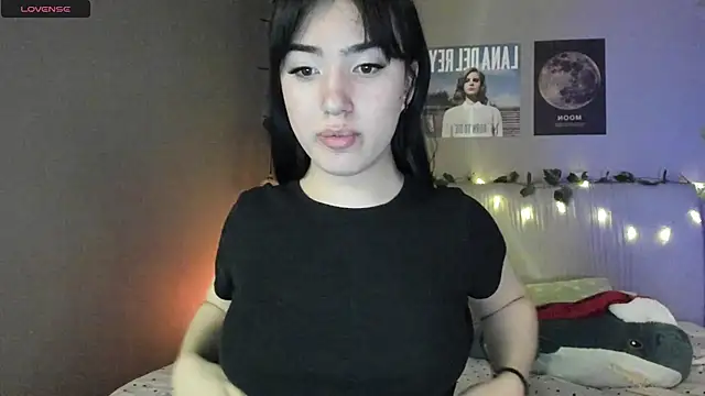 Snapshot of Anisawithlove chatting on December 10, 5:11 pm Anisawithlove online show from December 10, 5:11 pm