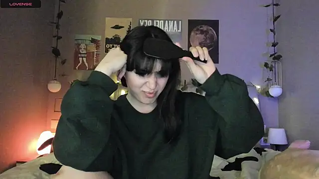 Snapshot of Anisawithlove chatting on December 15, 5:20 pm Anisawithlove online show from December 15, 5:20 pm