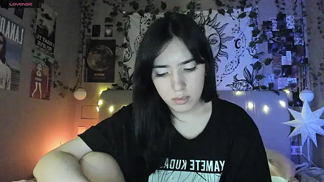 Snapshot of Anisawithlove chatting on February 9, 5:22 pm Anisawithlove online show from February 9, 5:22 pm