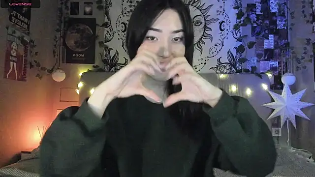 Snapshot of Anisawithlove chatting on February 14, 3:15 pm Anisawithlove online show from February 14, 3:15 pm