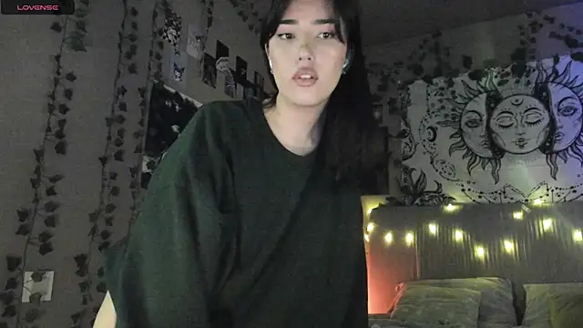 Snapshot of Anisawithlove chatting on February 18, 3:43 pm Anisawithlove online show from February 18, 3:43 pm