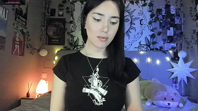 Snapshot of Anisawithlove chatting on February 25, 2:33 pm Anisawithlove online show from February 25, 2:33 pm