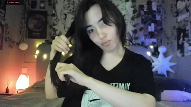 Snapshot of Anisawithlove chatting on February 26, 6:21 pm Anisawithlove online show from February 26, 6:21 pm