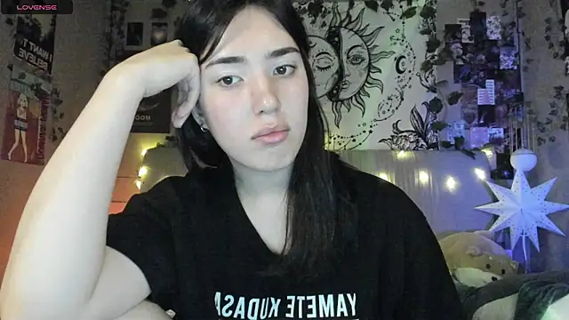 Snapshot of Anisawithlove chatting on February 28, 4:53 pm Anisawithlove online show from February 28, 4:53 pm