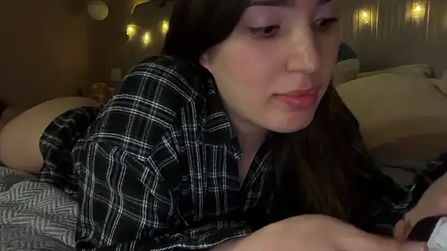 Snapshot of Anisawithlove chatting on December 2, 4:57 pm Anisawithlove online show from December 2, 4:57 pm