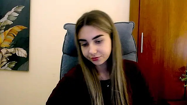 Snapshot of Lili_magic chatting on January 25, 4:13 pm Lili magic online show from January 25, 4:13 pm