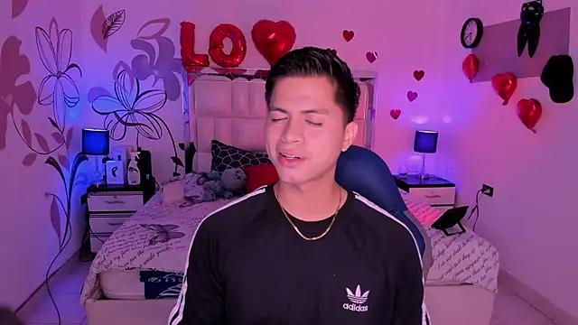 Niicky1  online show from February 16, 8:33 pm