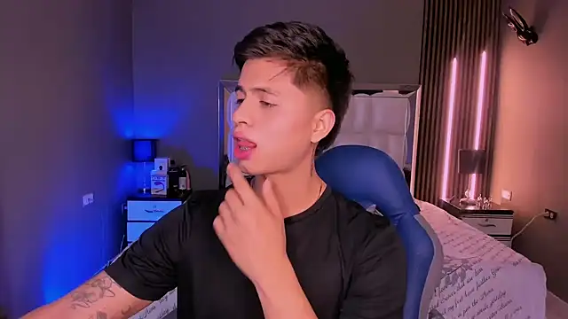 Niicky1  online show from March 7, 9:48 pm