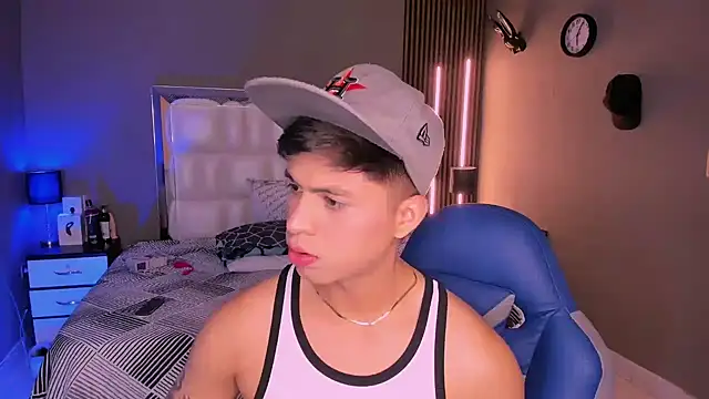 Niicky1  online show from March 11, 8:53 pm