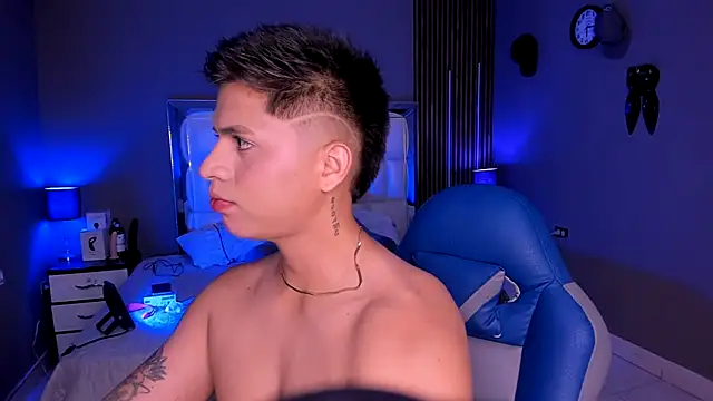 Niicky1  online show from September 24, 3:32 am