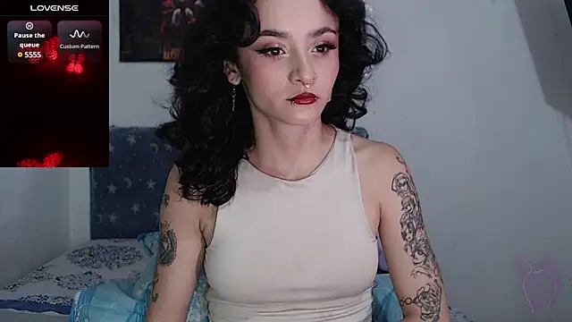 kitty22  online show from March 8, 4:17 pm