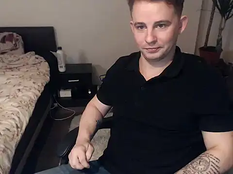 LandonYork online show from April 15, 7:10 pm