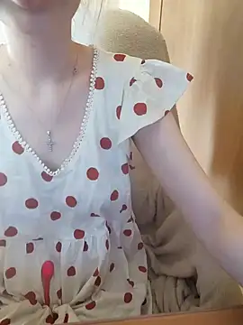 Snapshot of Elza_kom chatting on January 19, 5:58 am Elza kom online show from January 19, 5:58 am