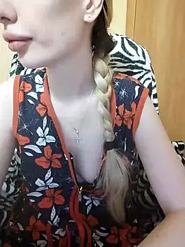 Snapshot of Elza_kom chatting on January 24, 7:51 am Elza kom online show from January 24, 7:51 am