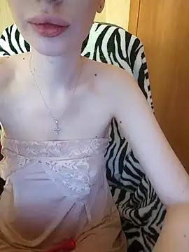 Snapshot of Elza_kom chatting on February 8, 7:48 am Elza kom online show from February 8, 7:48 am