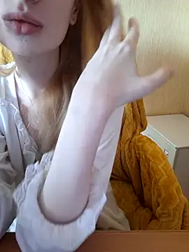 Snapshot of Elza_kom chatting on September 12, 4:01 am Elza kom online show from September 12, 4:01 am