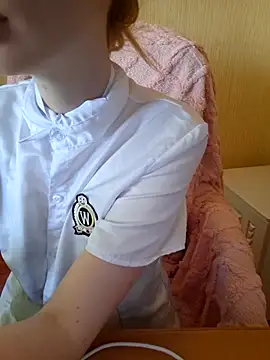 Snapshot of Elza_kom chatting on October 2, 3:13 am Elza kom online show from October 2, 3:13 am