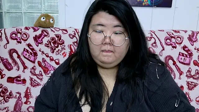 Nadine asian online show from December 19, 9:05 am