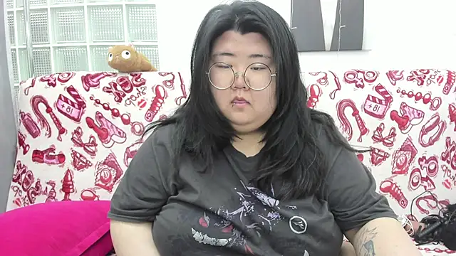 Nadine asian online show from May 23, 1:22 am