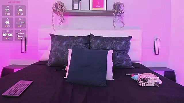 isabella simons online show from February 10, 2:59 am