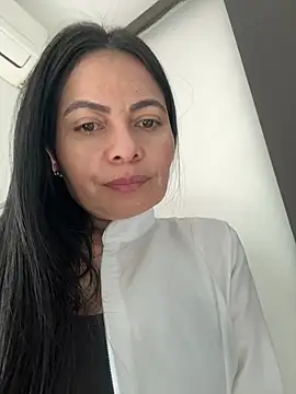 Snapshot of Janna099 chatting on February 19, 4:00 pm Janna099 online show from February 19, 4:00 pm