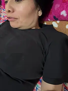 Snapshot of Janna099 chatting on March 12, 6:11 pm Janna099 online show from March 12, 6:11 pm