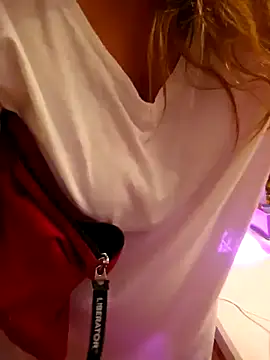 Snapshot of Erotic_and_Exotic chatting on December 7, 5:59 am Erotic and Exotic online show from December 7, 5:59 am