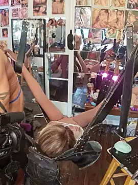 luvs2cumm69 online show from March 22, 2:14 pm