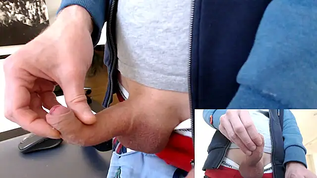 Snapshot of sperma_tributes chatting on January 31, 10:52 am sperma tributes online show from January 31, 10:52 am